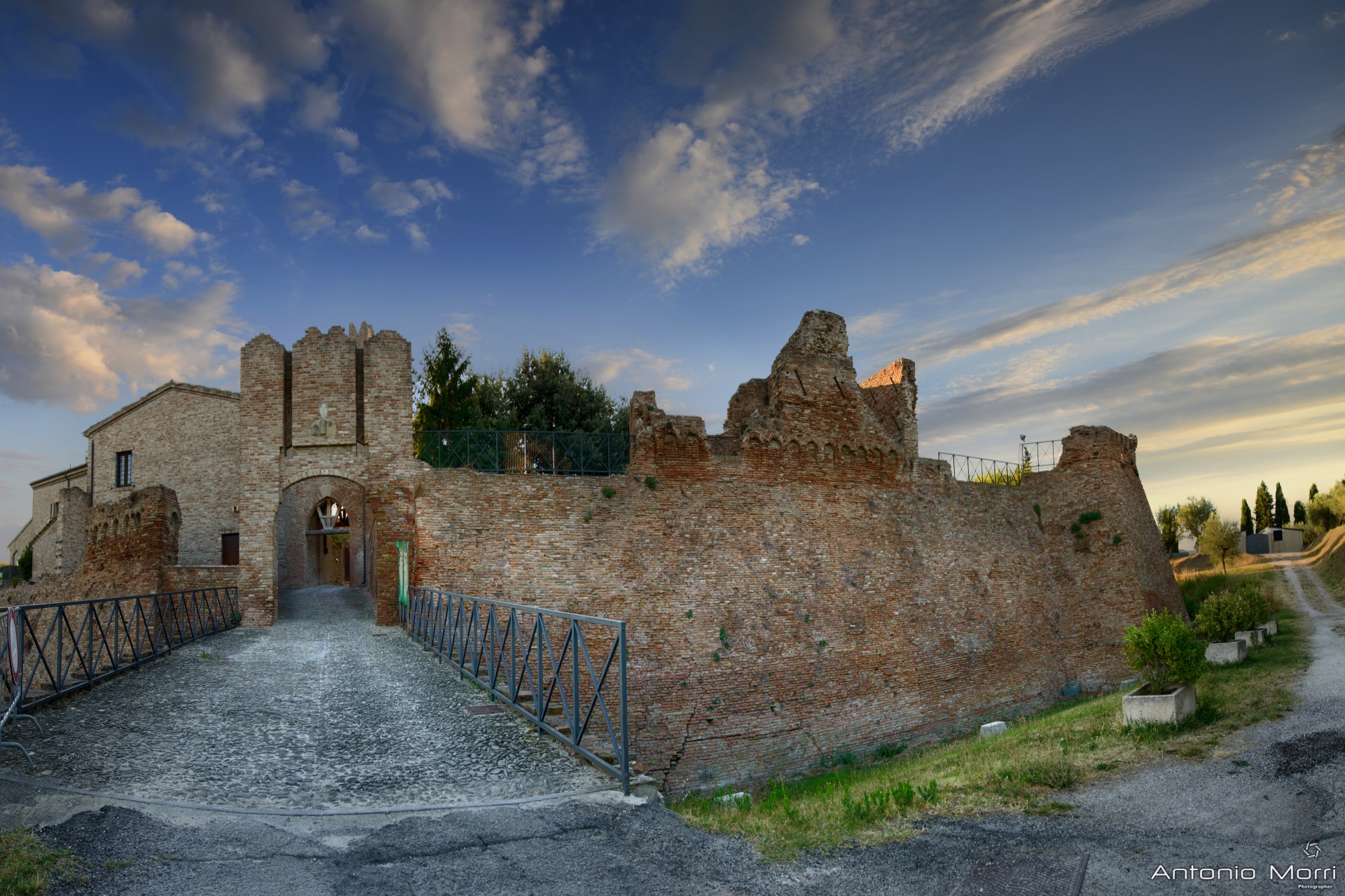 Malatesta Castle in Coriano photo by Antonio Morri