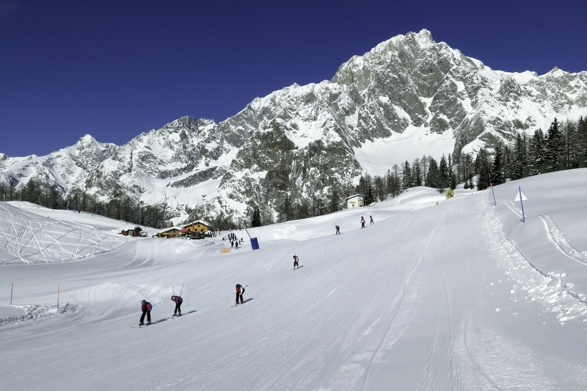 Sciatori - Courmayeur e Monte Bianco - Archivio Regione Autonoma Valle d'Aosta