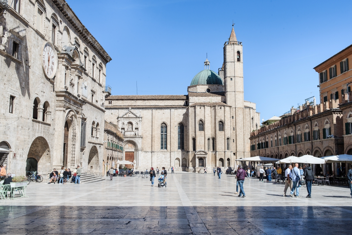Piazza del Popolo, Ascoli Piceno - Regione Marche
