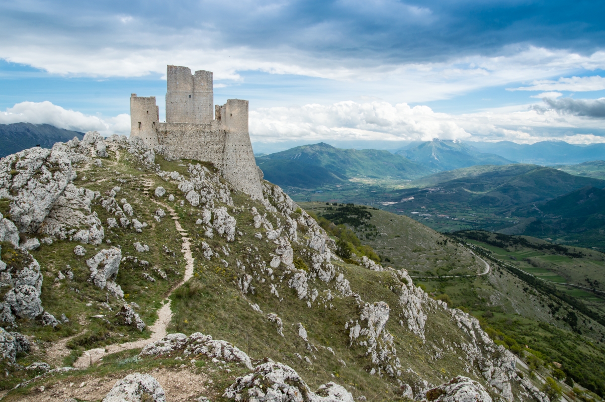 Vista aerea del castello di Rocca Calascio - ENIT SpA