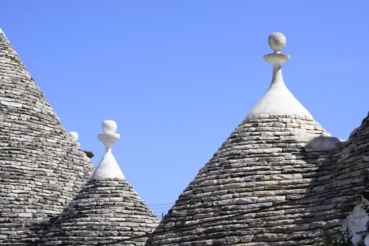 Roofs of trulli in Alberobello - Simone Antonazzo / ENIT SpA
