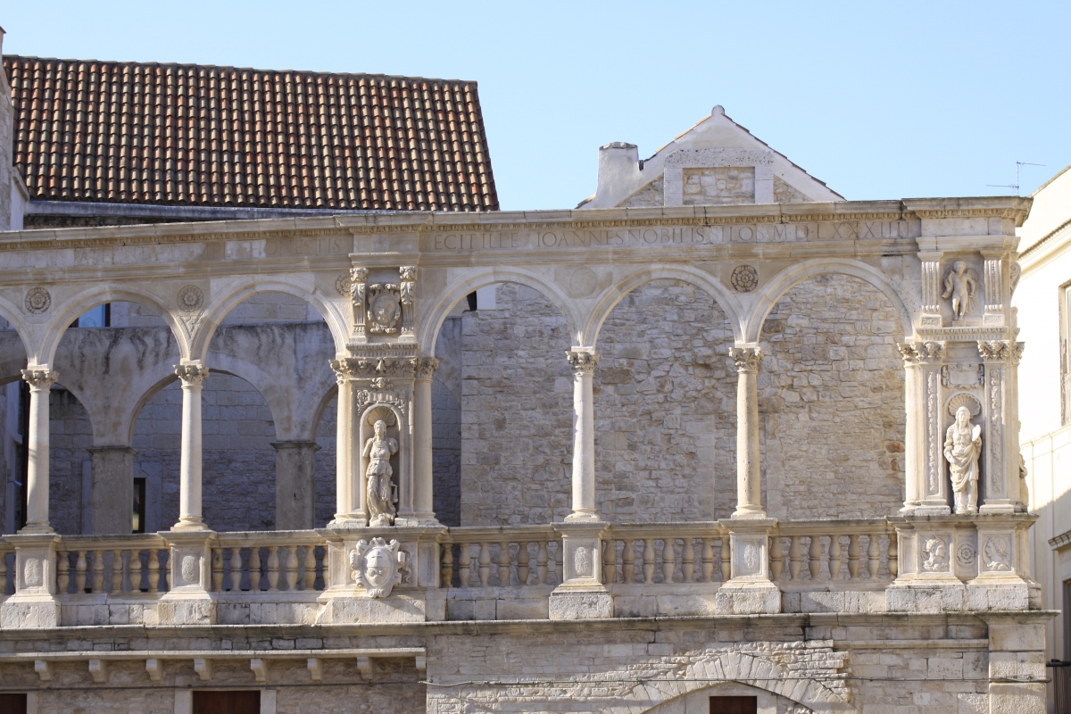 The loggia of Palazzo Sylos-Calò - Simone Antonazzo / ENIT SpA