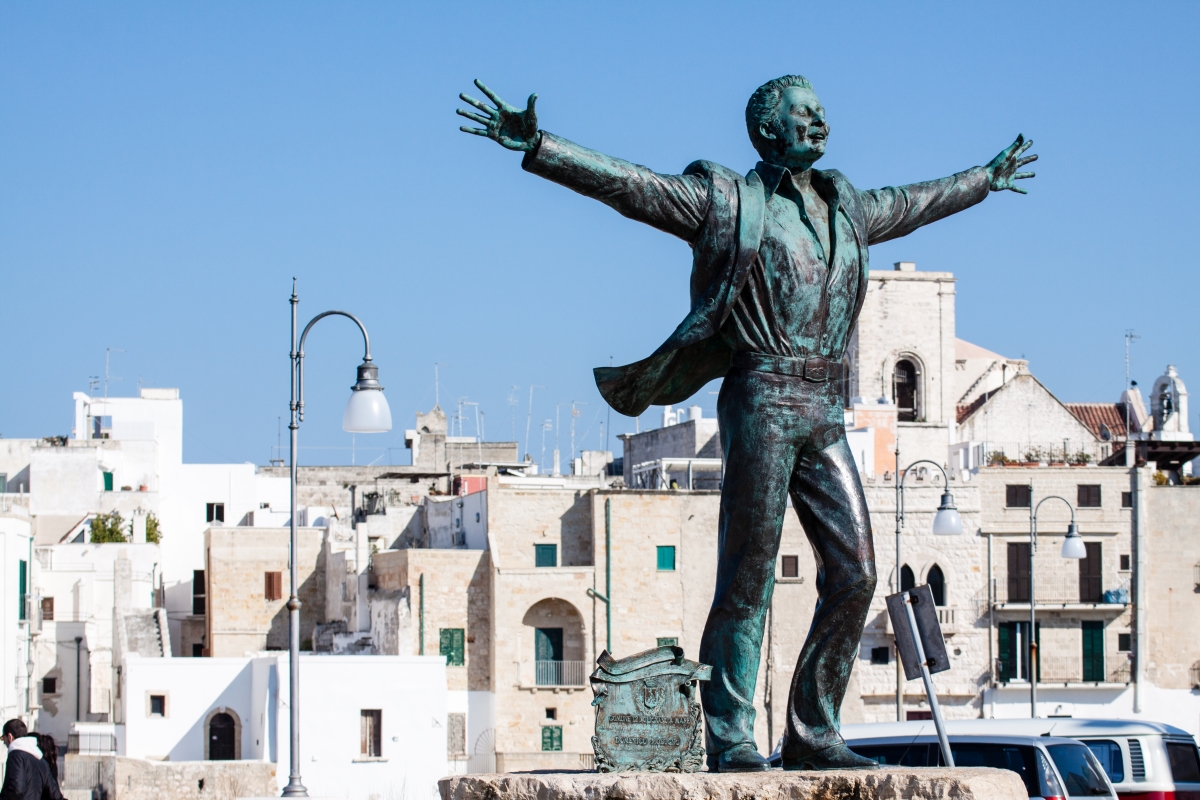Statua di Domenico Modugno - Simone Antonazzo / ENIT SpA