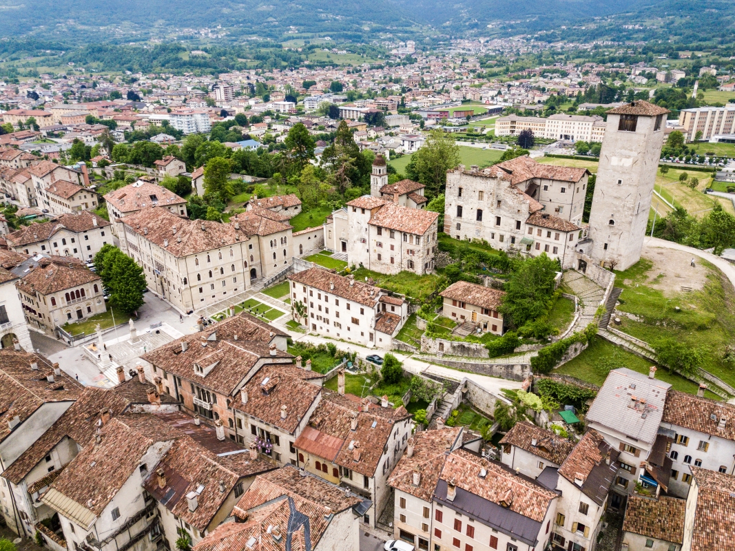 Panorama di Feltre con il Castello di Alboino - ENIT SpA