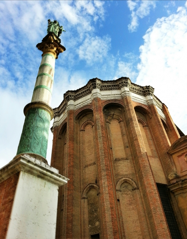 Statua bronzea e basilica di San Domenico - Mental shot75