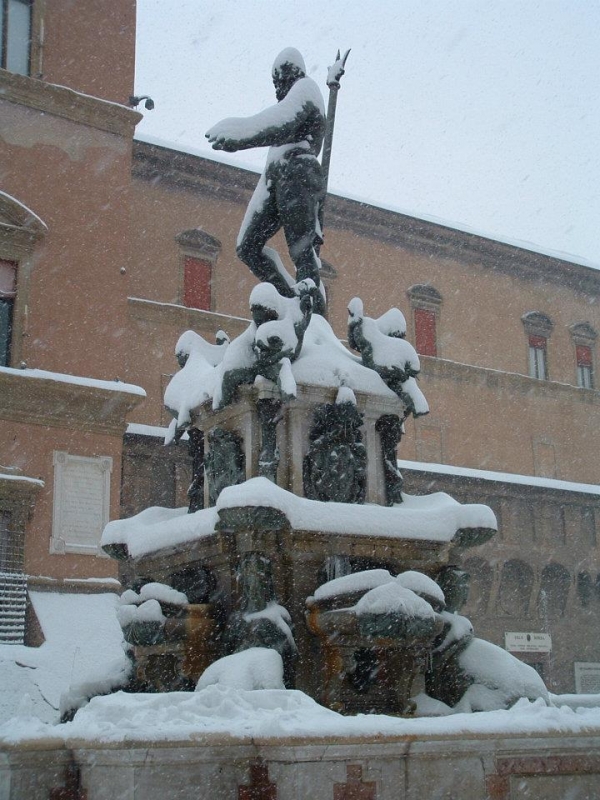 Nettuno sotto la neve - Bella Bologna