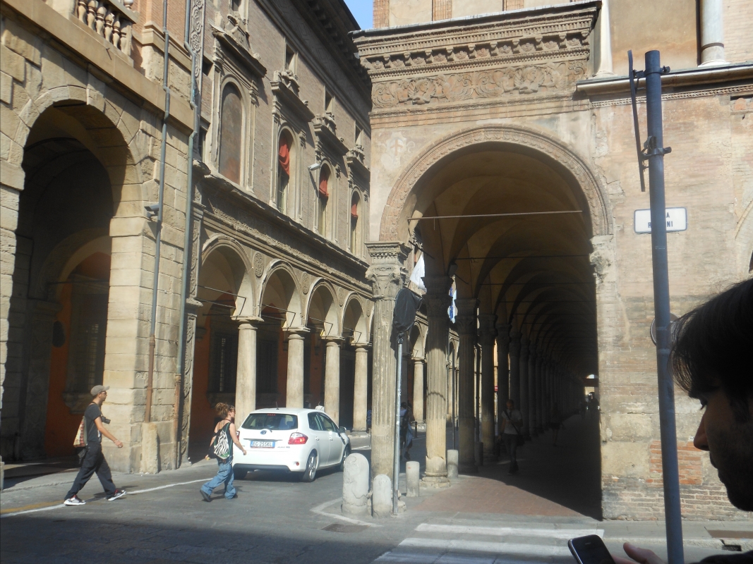 Portico di San Giacomo, Bologna - Elenavanpelt