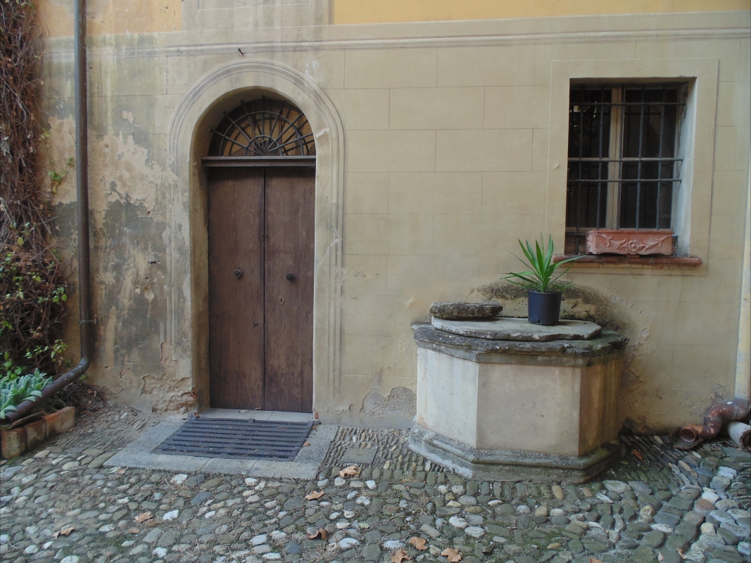 Palazzo Tozzoni (dettaglio porta) - Maurolattuga