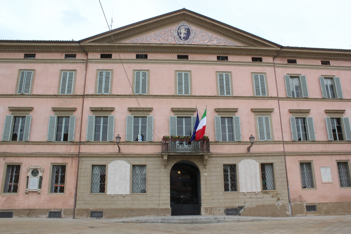 Palazzo del municipio di Castel san Pietro - Iacopobastia