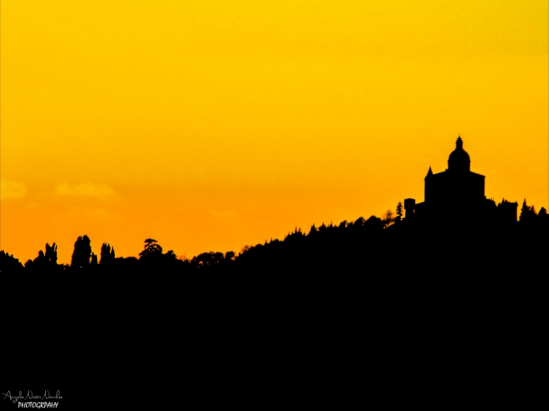 La sagoma di San Luca al tramonto - Angelo nacchio