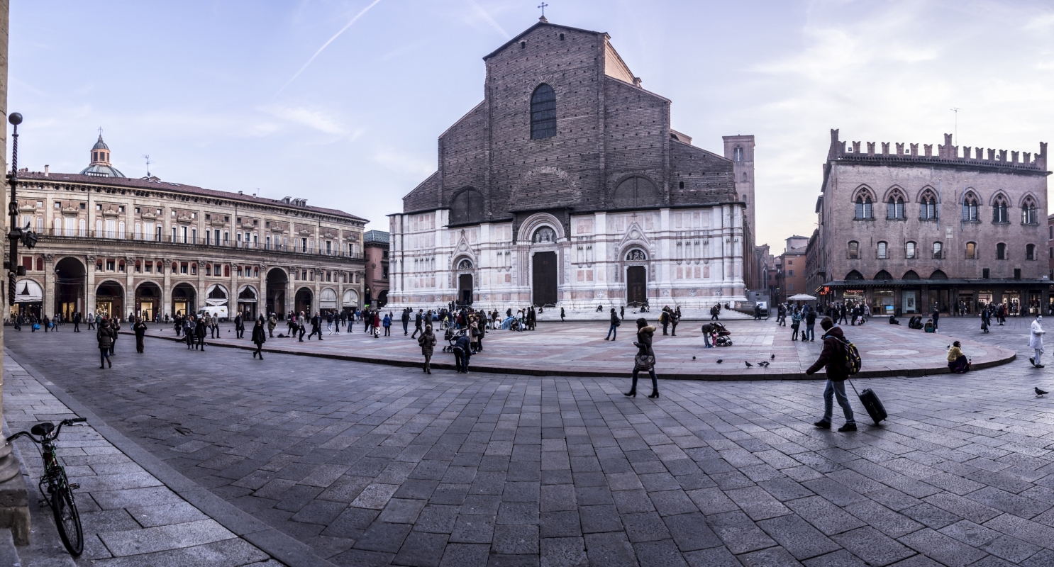 Piazza Maggiore Bologna - Vanni Lazzari