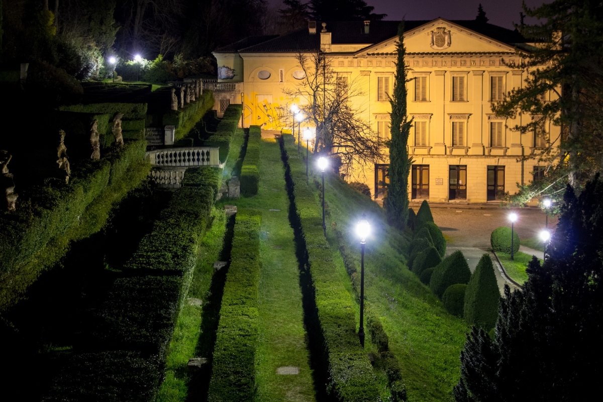 Giardino di Villa Spada di notte - Ugeorge