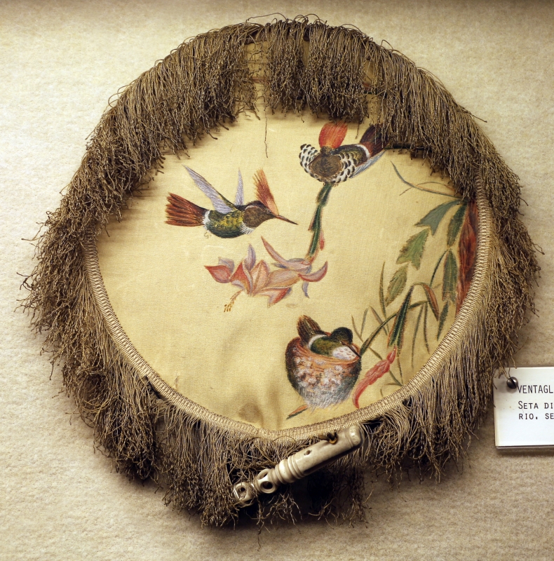 Ventaglio in seta dipinta a mano e manico in avorio, xix secolo - Sailko