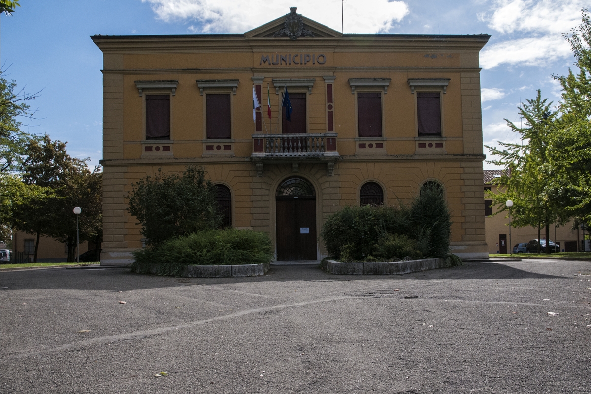 Palazzo Municipale S.Pietro in Casale - Andrea0250