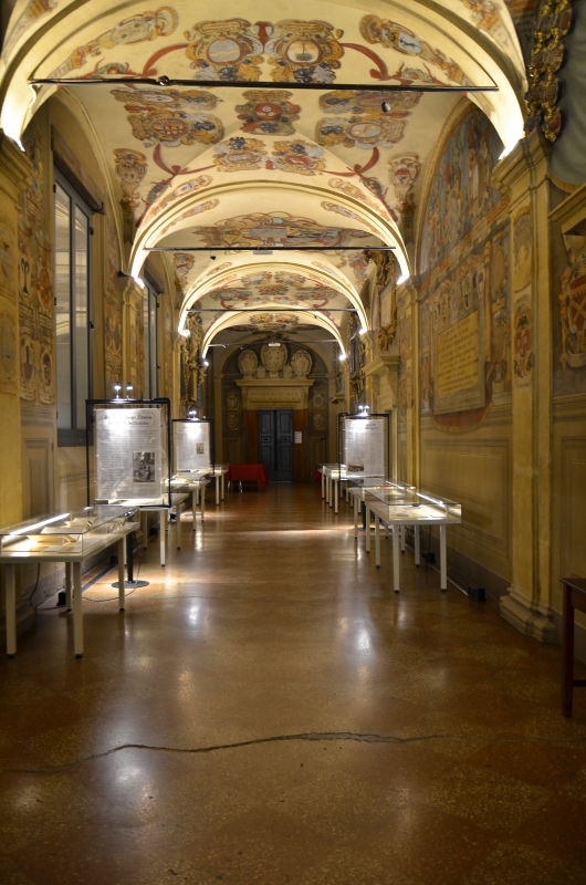 Archiginnasio corridoio Bologna - Wwikiwalter