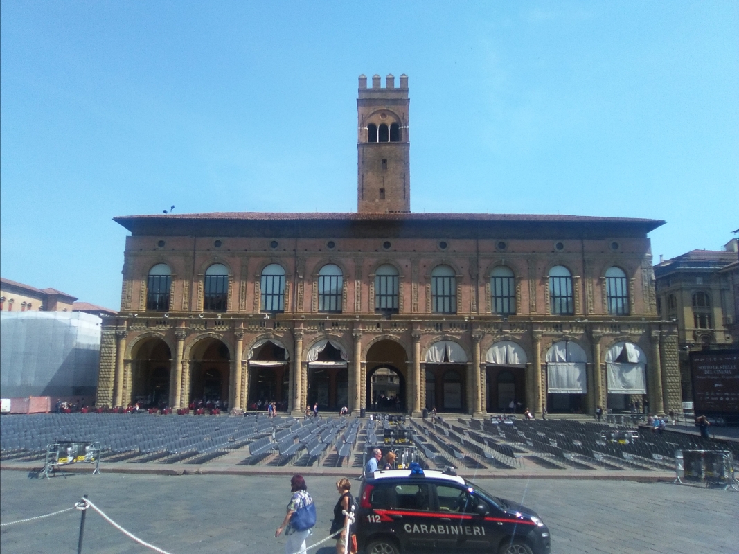 Palazzo Re Enzo (1) - CristianNX