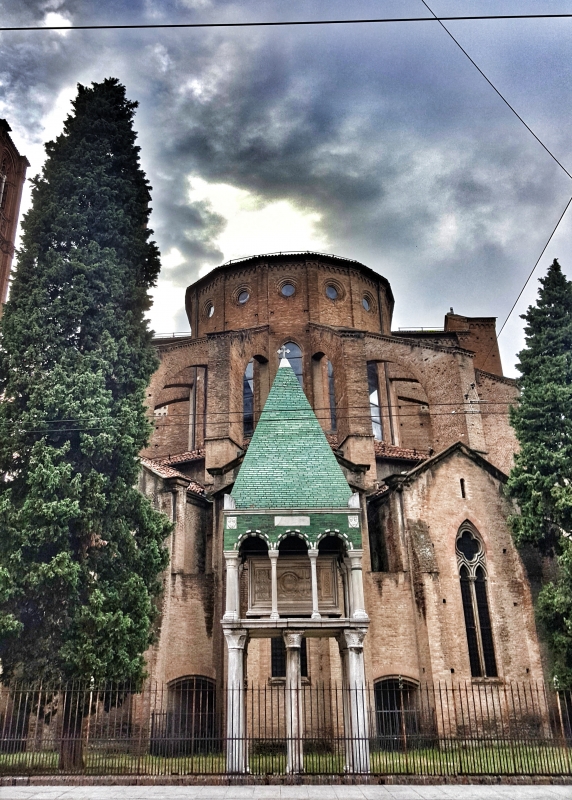 Basilica di San Francesco in una giornata uggiosa di fine Estate - Enricopasini.ep