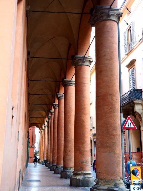 Via Altabella - il portico più alto di Bologna - MarkPagl