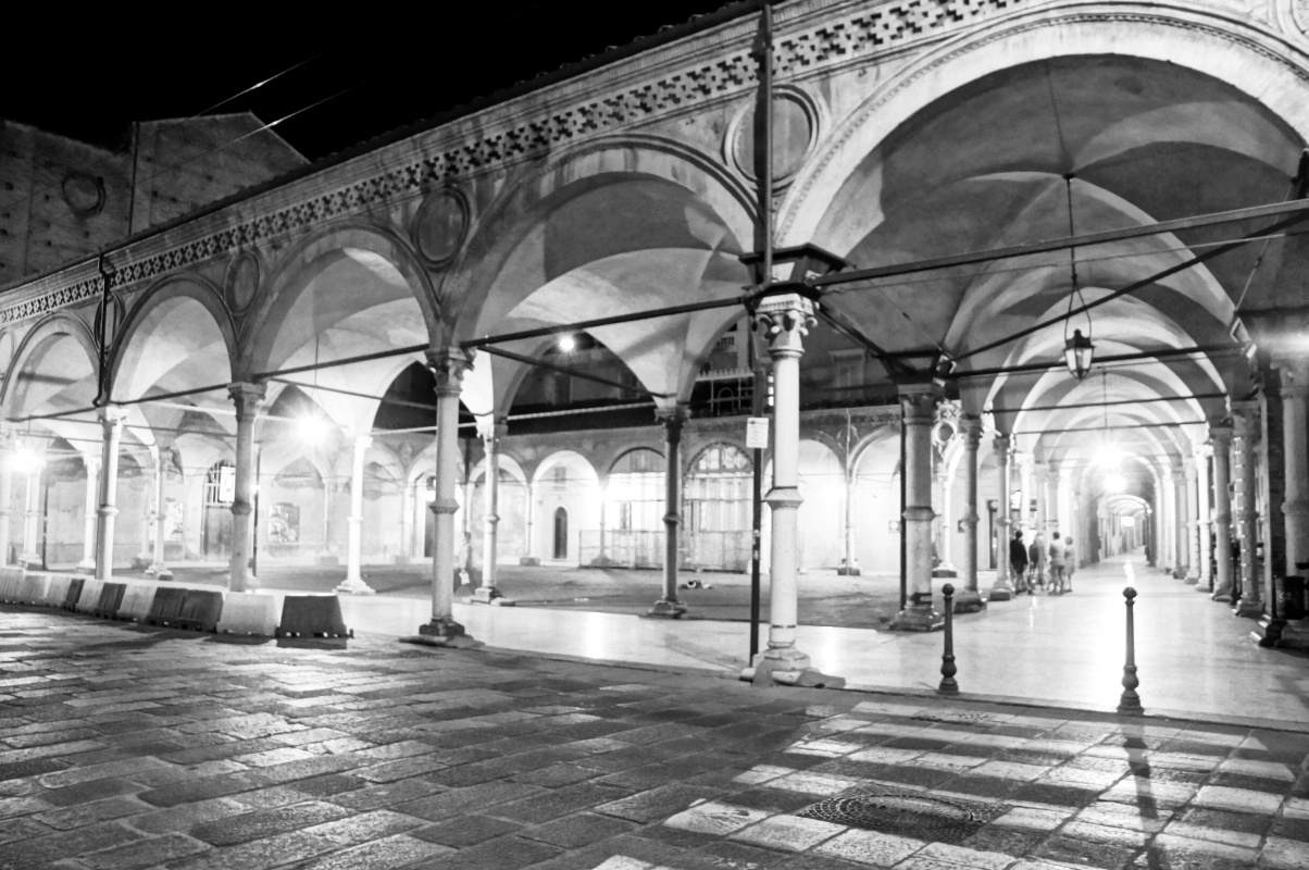 Bologna, Basilica di S.Maria dei Servi, in notturna - Alessandro Siani
