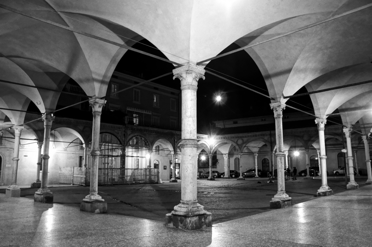 Bologna, Basilica di S.Maria dei Servi, notturna - Alessandro Siani