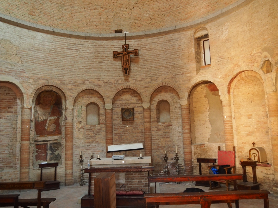 Rotonda della Madonna del Monte - interno 2 - MarkPagl