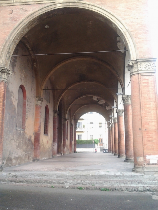 Portico della chiesa del Baraccano - Alessandro Conte Pai Pao Ren