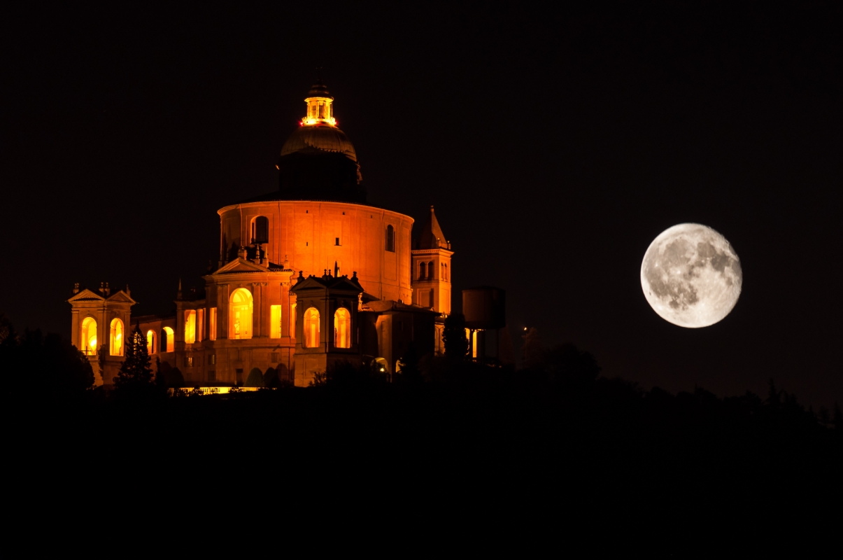San Luca e la Big Luna - Paolo Patella