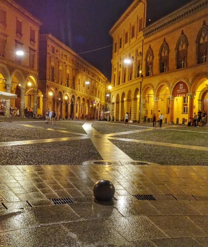 Piazza Santo Stefano... Bologna - Maretta Angelini