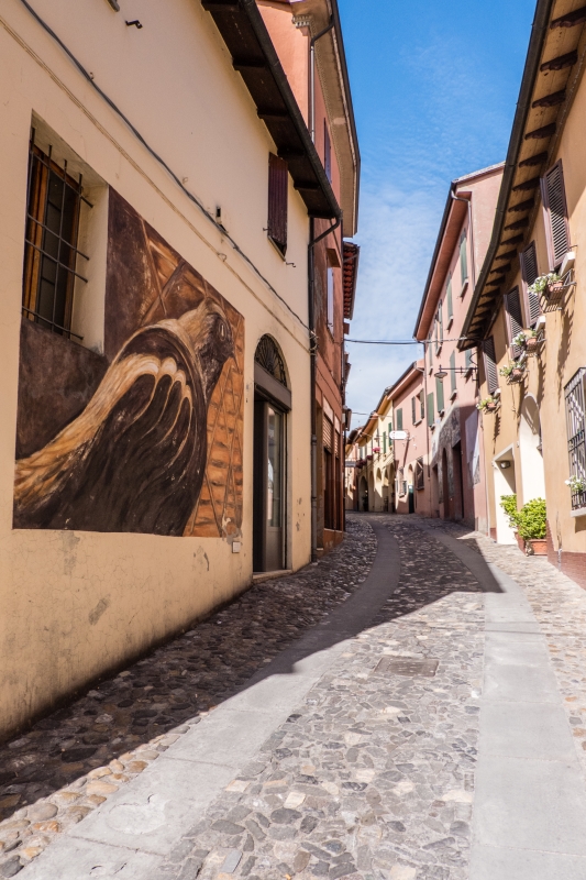 Dozza, murale su via XX Settembre - ENIT SpA