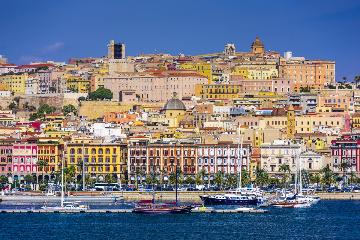 Cagliari vista dal mare - Sean Pavone - shutterstock.com