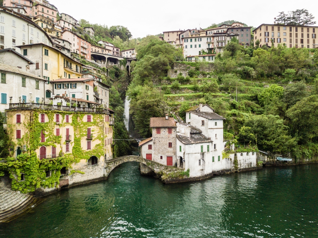 Nesso, view of the village with the Orrido di Nesso and the Civera bridge - ENIT SpA