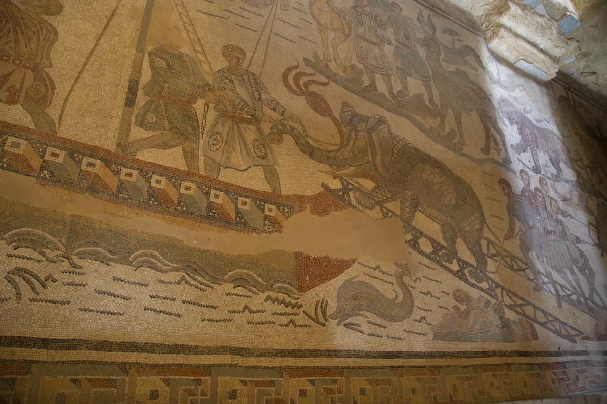 Villa Romana del Casale - Ambulatory of the Big Game Hunt mosaics - Simone Antonazzo / ENIT SpA