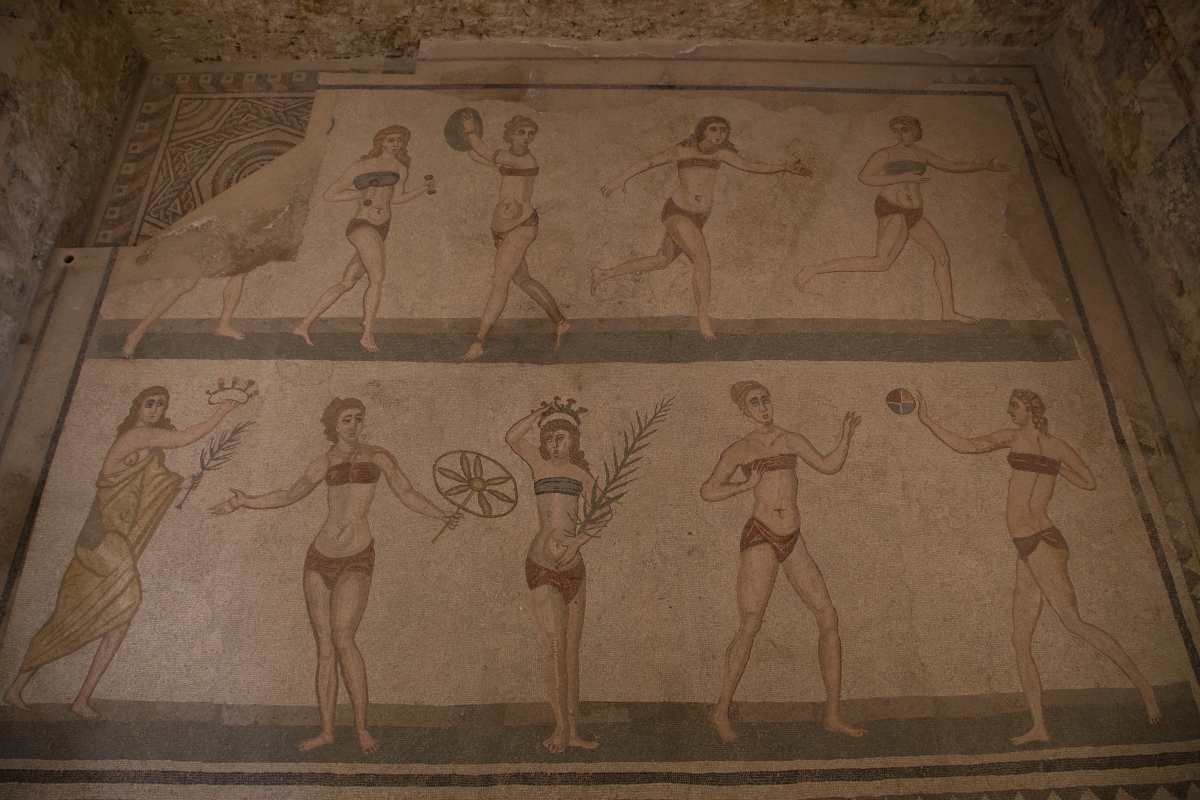 Villa Romana del Casale - mosaici della stanza delle ragazze in bikini - Simone Antonazzo / ENIT SpA