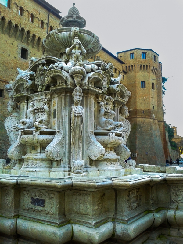 Fontana Masini in Piazza del Popolo - Soniatiger