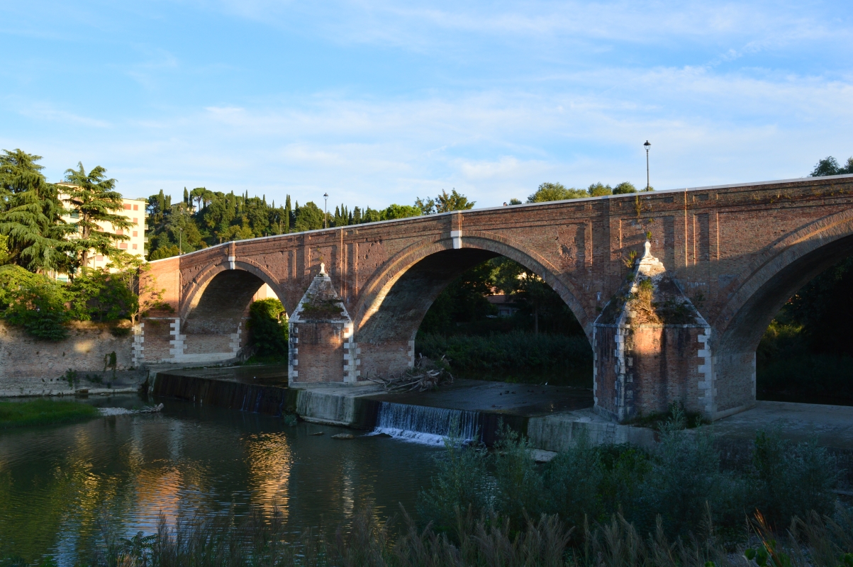 Ponte Vecchio vista dall'argine sinistro - Gloria Molari