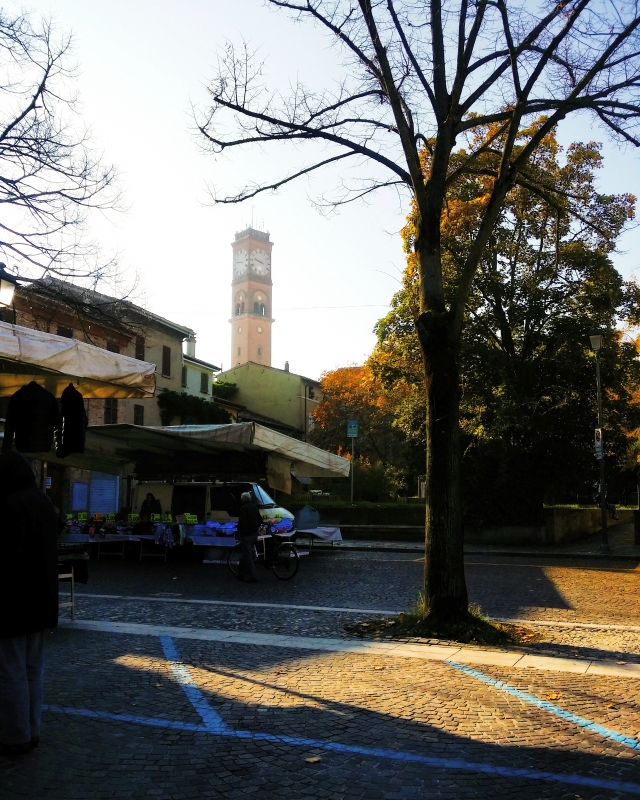 Torre Civica dall'antica Piazzetta delle Erbe - Chiari86