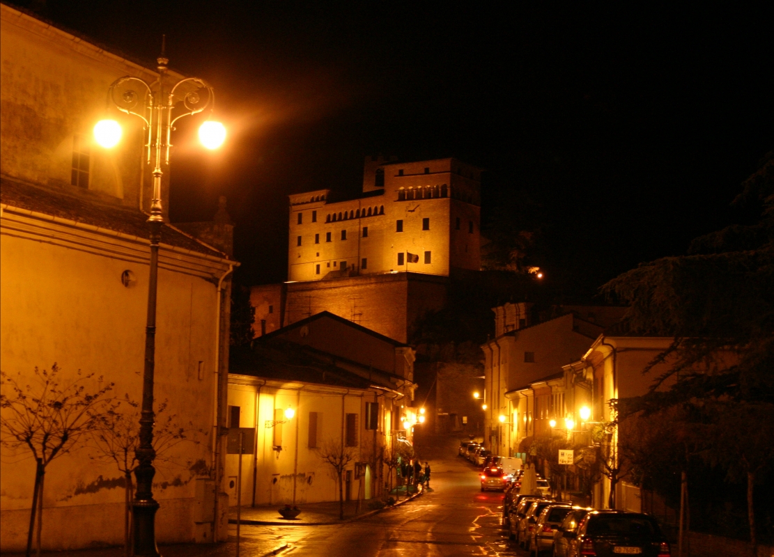 Longiano Notturno del Castello malatestiano - PietroD
