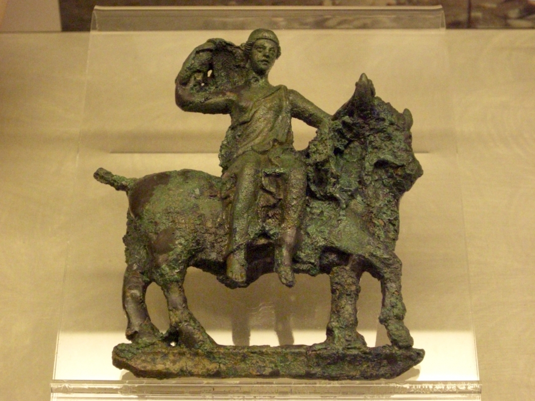 Museo Archeologico Sarsinate Bronzetto di età romana - Clawsb