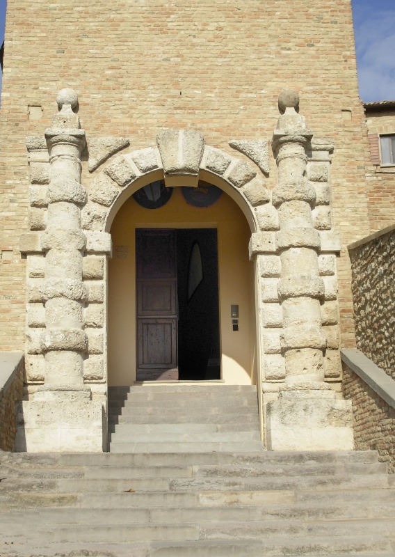 Porta ingresso rocca bertinoro - Ilicemonti50