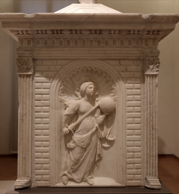 Antonio rossellino, sarcofago del beato marcolino amanni, 1458, da s. giacomo in s. domenico a forlì, virtù, giustizia 01 - Sailko