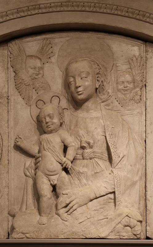 Gregorio di lorenzo, madonna col bambino tra due angeli, da duomo di forlì, porta della canonica, 1490-1510, 04 - Sailko