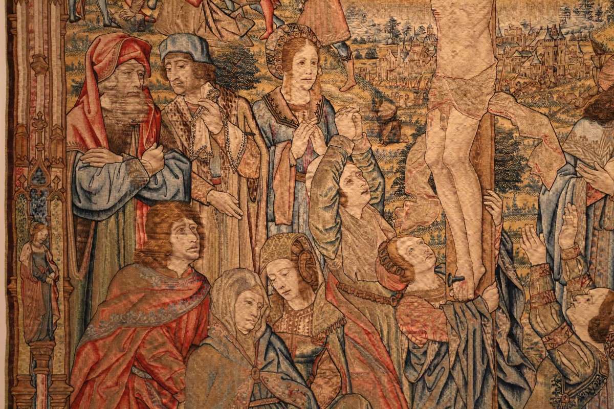 Manifattura fiamminga, arazzo con crocifissone ed episodi della passione, da s, agostino a forlì, 1511-25, 02 - Sailko