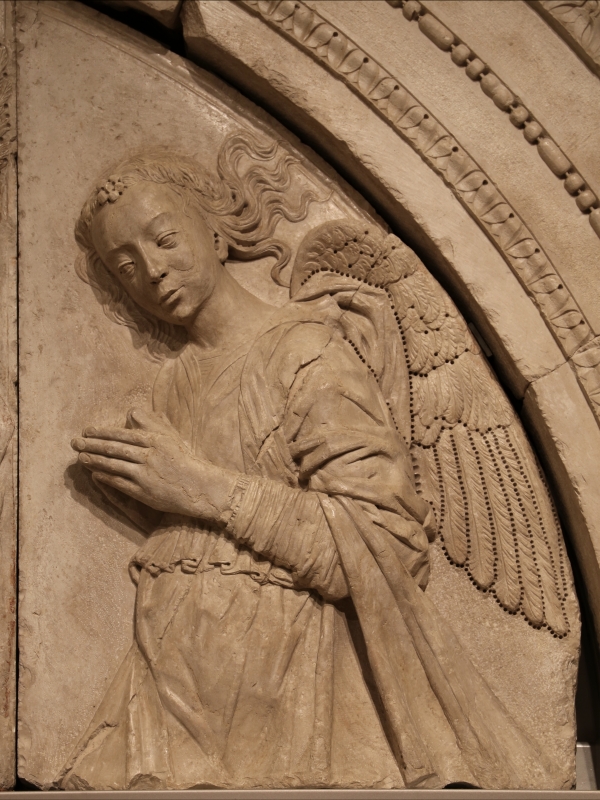 Gregorio di lorenzo, madonna col bambino tra due angeli, da duomo di forlì, porta della canonica, 1490-1510, 05 - Sailko