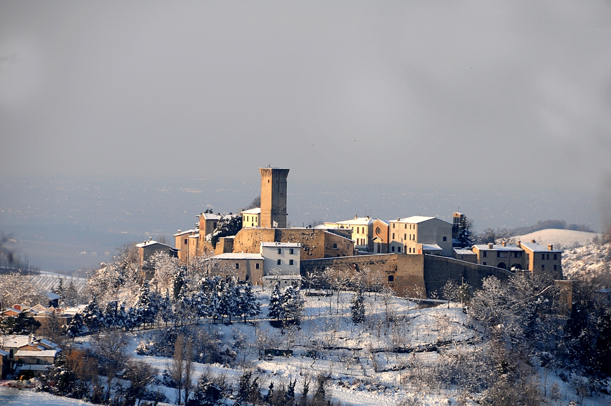 Borgo di Teodorano con neve - Milandri Ruggero