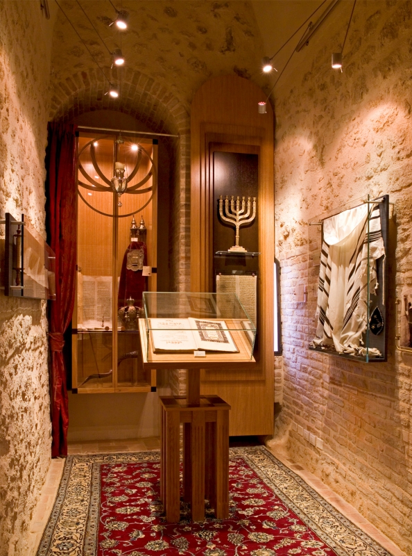 Sala della Sinagoga - Salvatore Mirabella