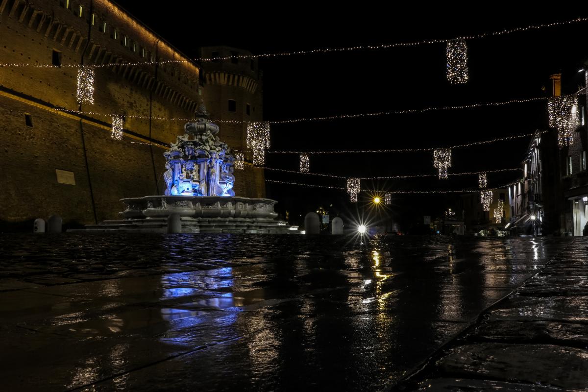 Piazza del Popolo nel periodo natalizio - 1 - Pierpaoloturchi