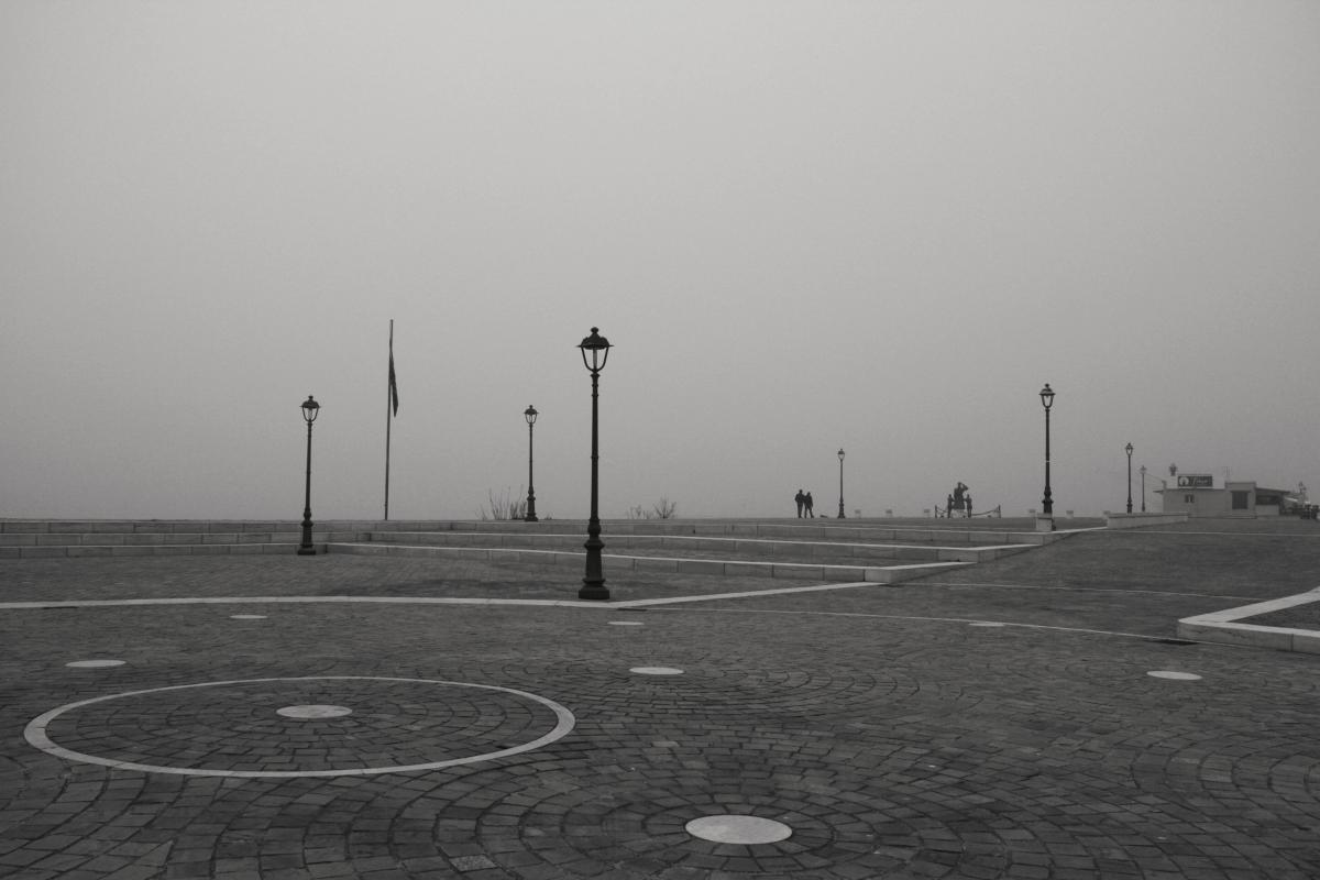 Piazza Spose, la nebbia 2 - Simo13u