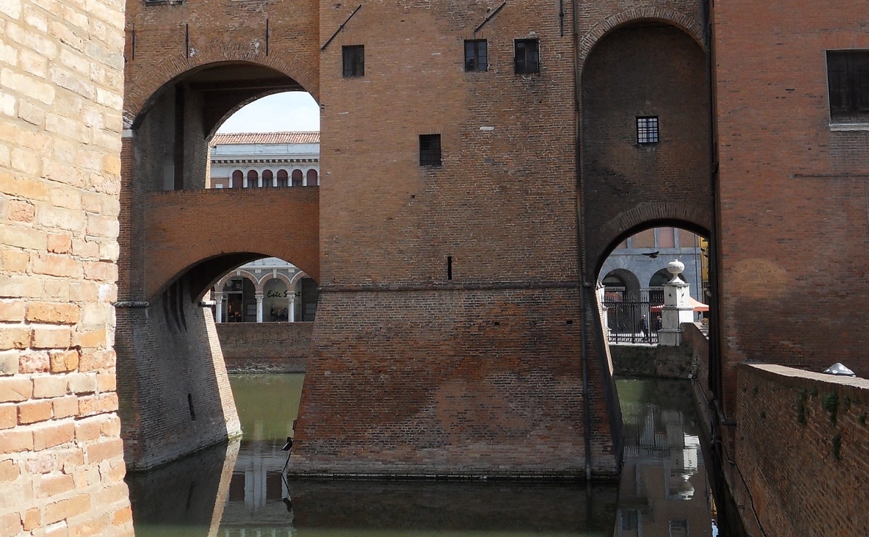 FERRARA CASTELLO ESTENSE 1 - Lupo56live