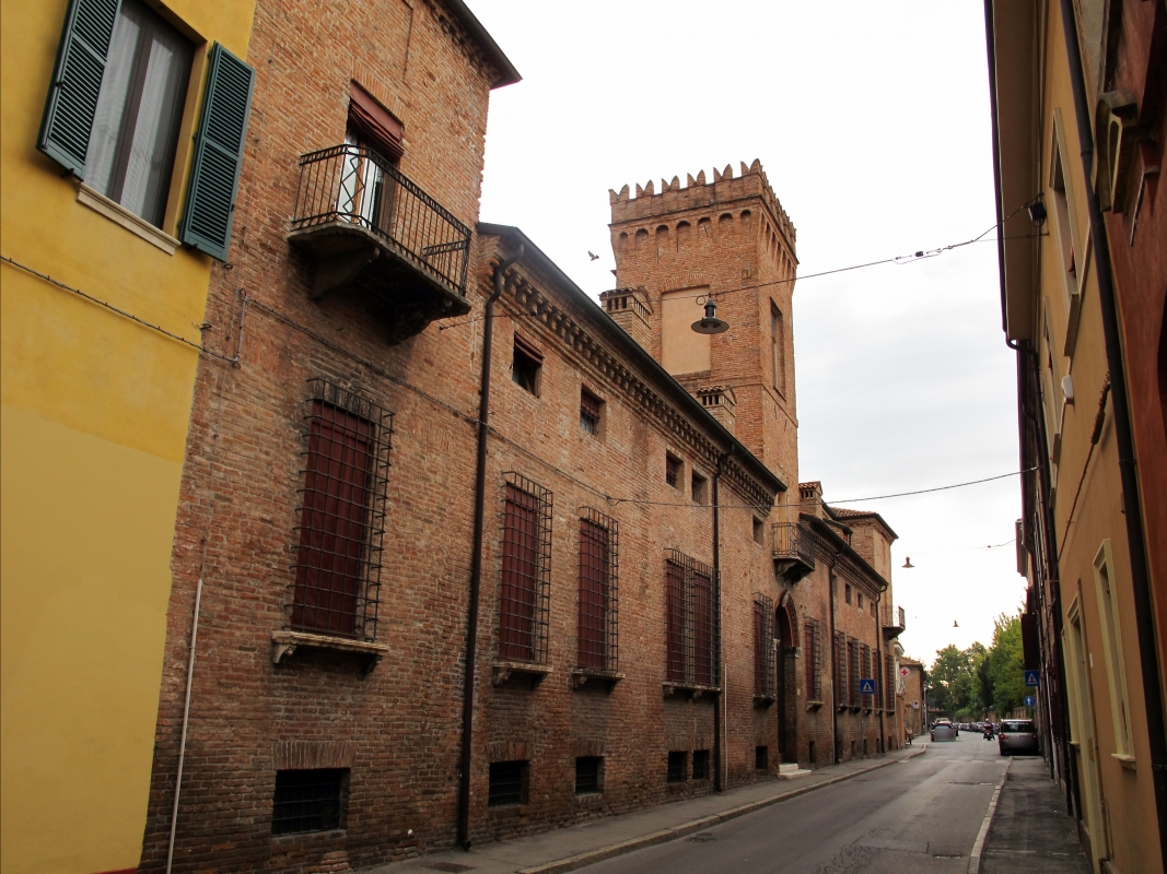 Ferrara, palazzo bonacossi, ext. 01 - Sailko