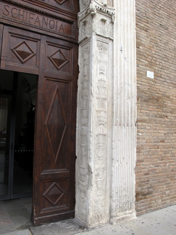 Palazzo schifanoia, ext., portale maggiore 08 - Sailko